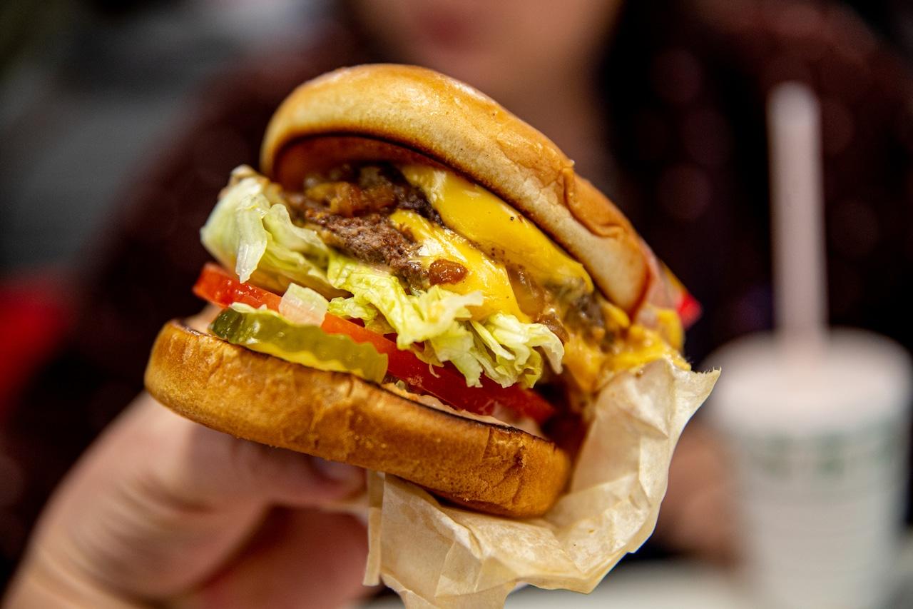 There were no In-N- Out Burger locations in the Portland area