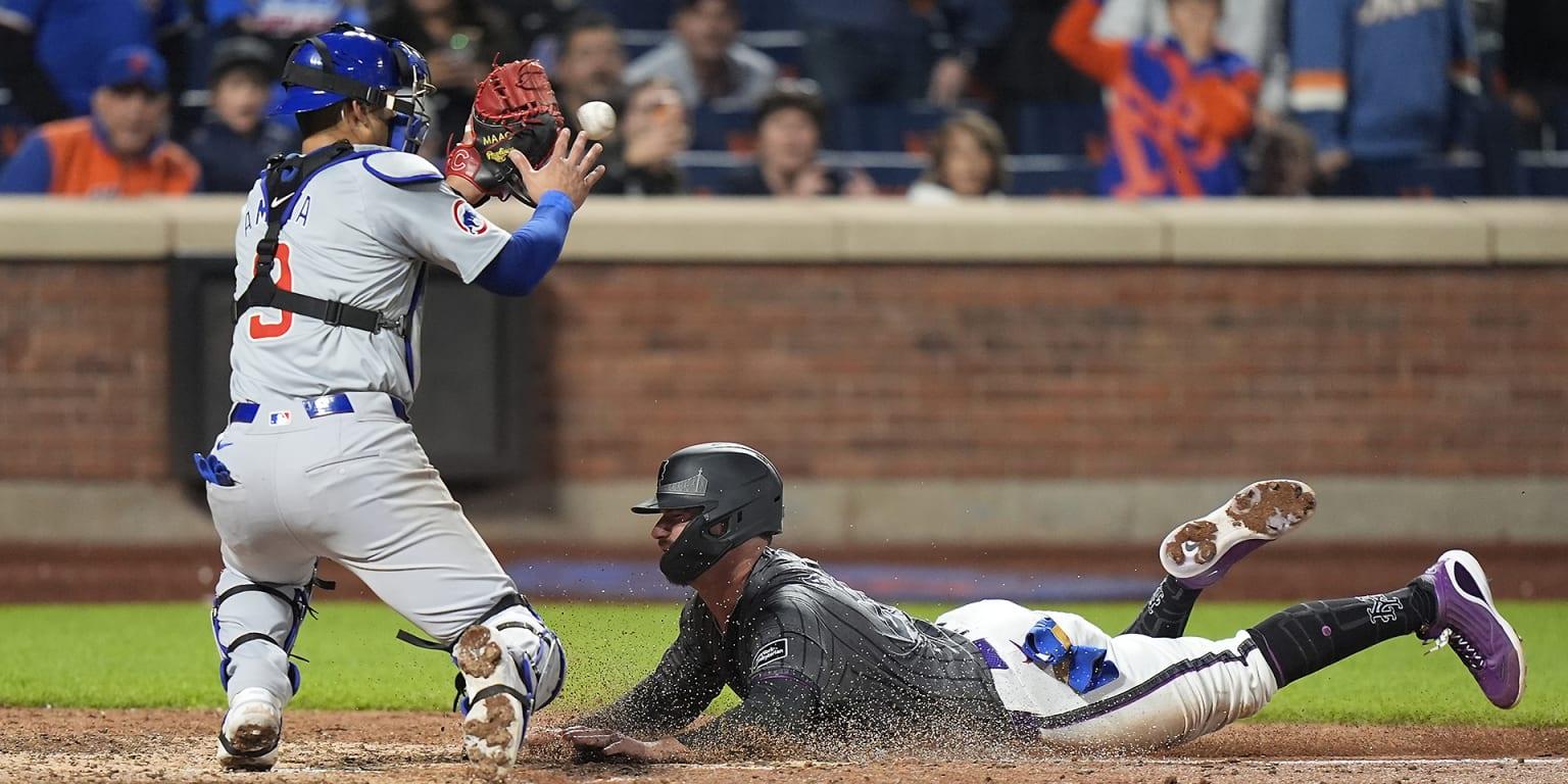The Mets lost to the Cubs on a disputed play at the plate