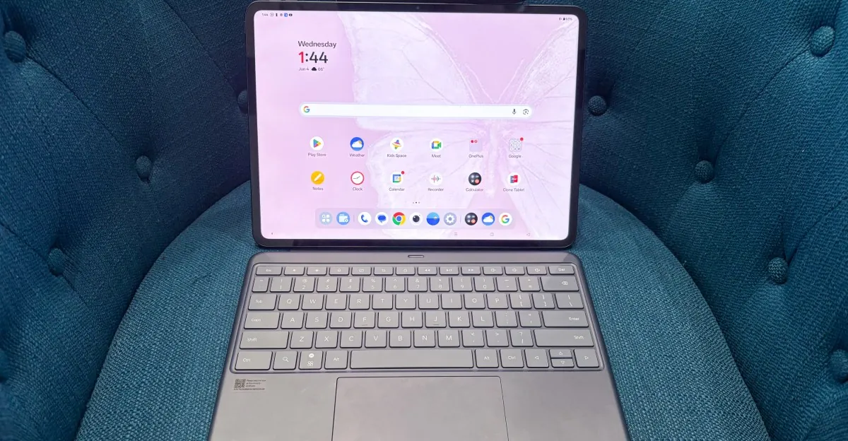 The OnePlus Pad 3 tablet is still perfect for play and still awkward for work