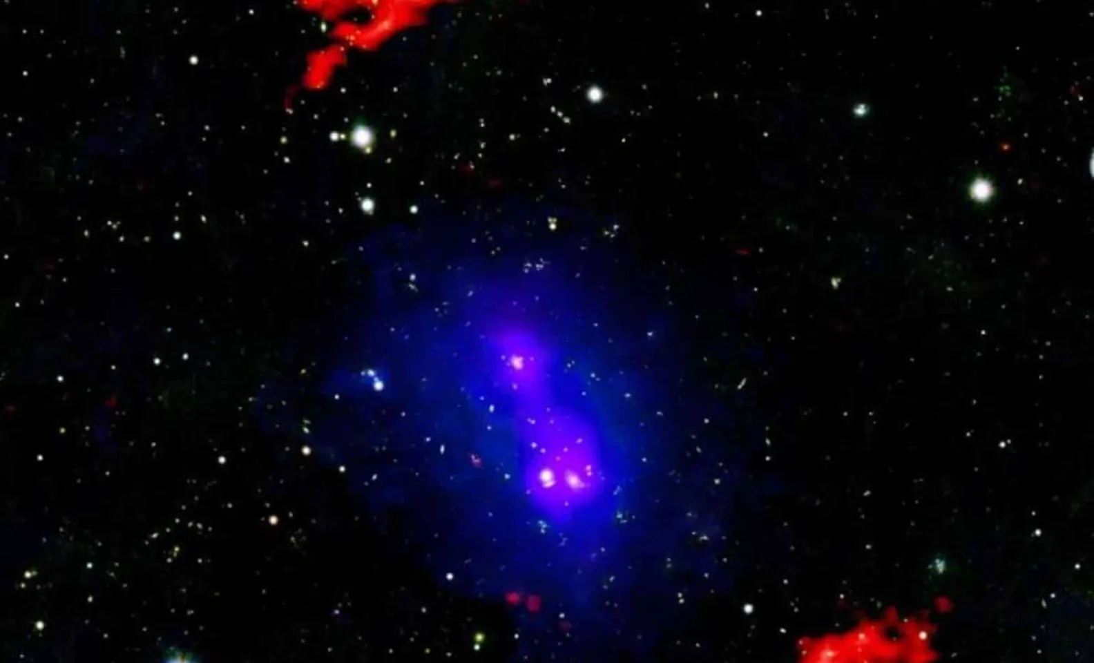 Two Galaxy Clusters Are on a Collision Course, NASA’s Chandra X-Ray Observatory Reveals